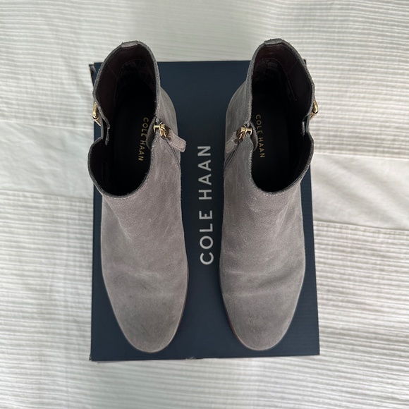 Women's Cole Haan Suede Haidyn bootie Size 8-1/2B - Picture 5 of 10